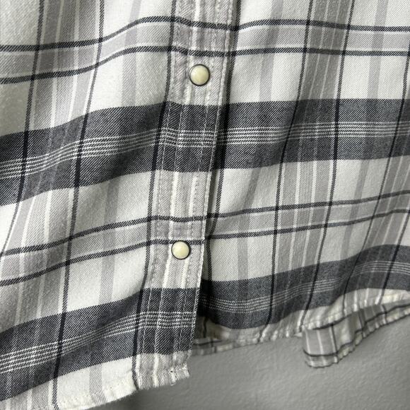 American Eagle Plaid Flannel Shirt Women’s Small Cream Oversized Snap Button - Picture 6 of 12